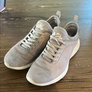 APL women’s phantom calf hair gray